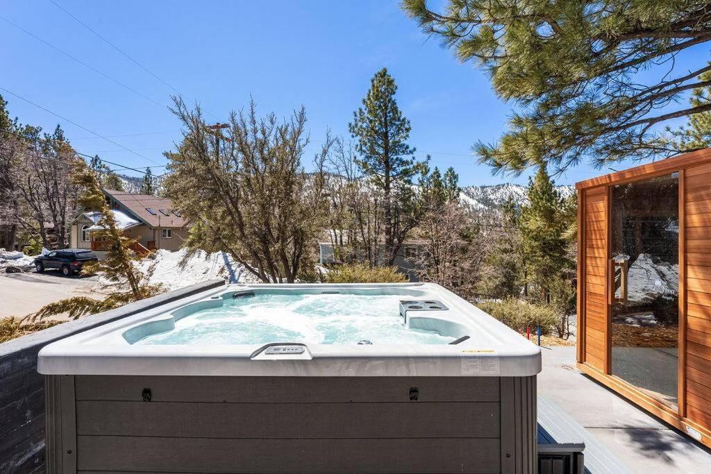 Koselig Cabin W Hot Tub, Fireplace & Central Ac Big Bear Lake Exterior photo